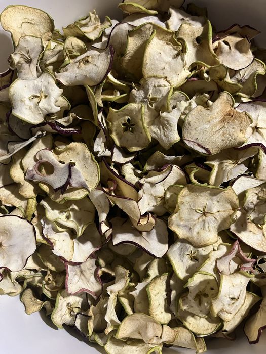 Яблука сушені різних сортів