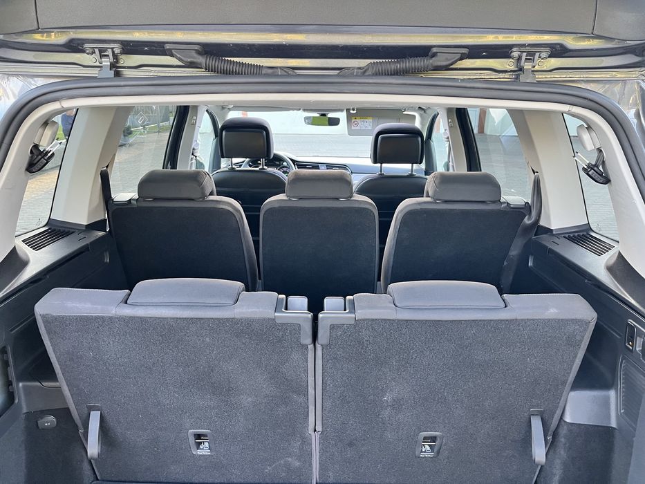 Volkswagen Touran 2.0 tdi DSG high line panorama led 2016r.