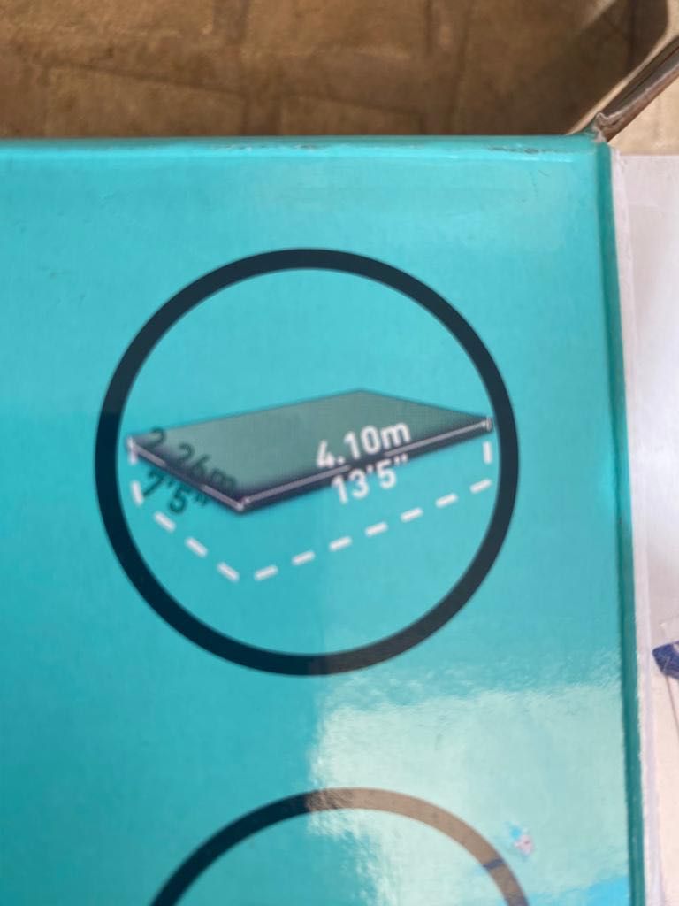 Capa para piscina nova.