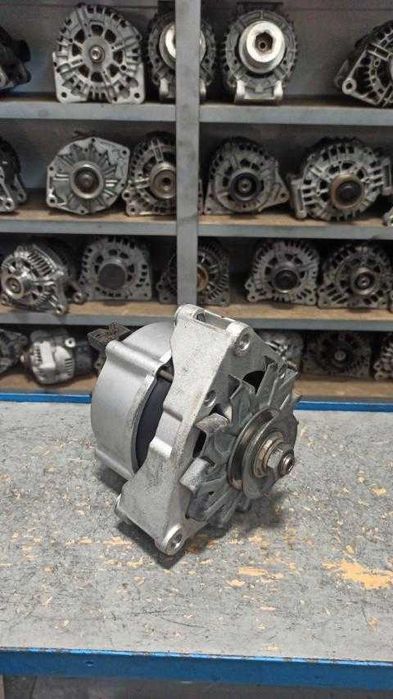 Генератор реставрований э на будьяке авто 12В/24В.