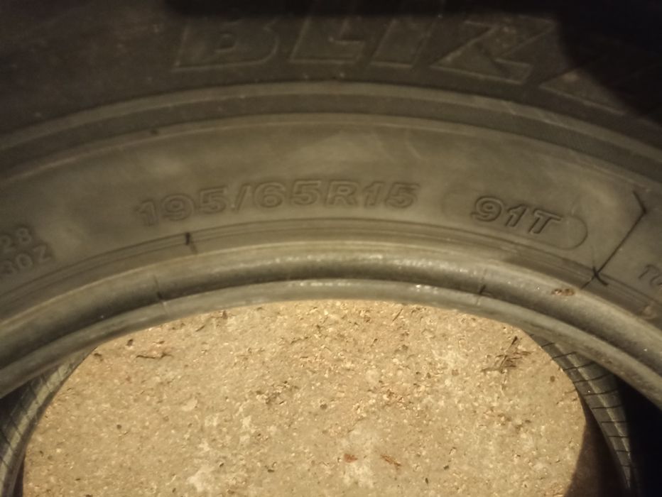 Opony Bridgestone blizzak 195/65R15