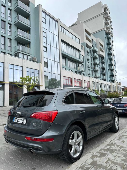 Audi Q5 2012 SLine 3.2 Бенз. Доглянута максималка