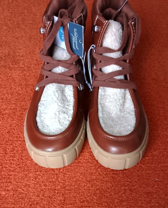 жіночі  демисизонні ботинки