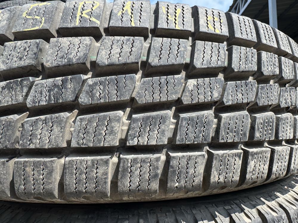 Шини 215/80 R14C Toyo H09 та інші бус пара склад
