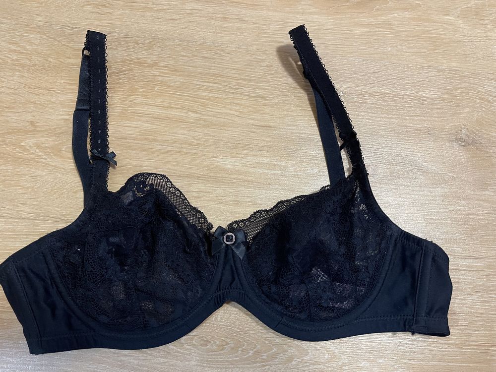 Комплект труси і Бюстик бюстгальтер лифчик Hunkemoller 75C/75D