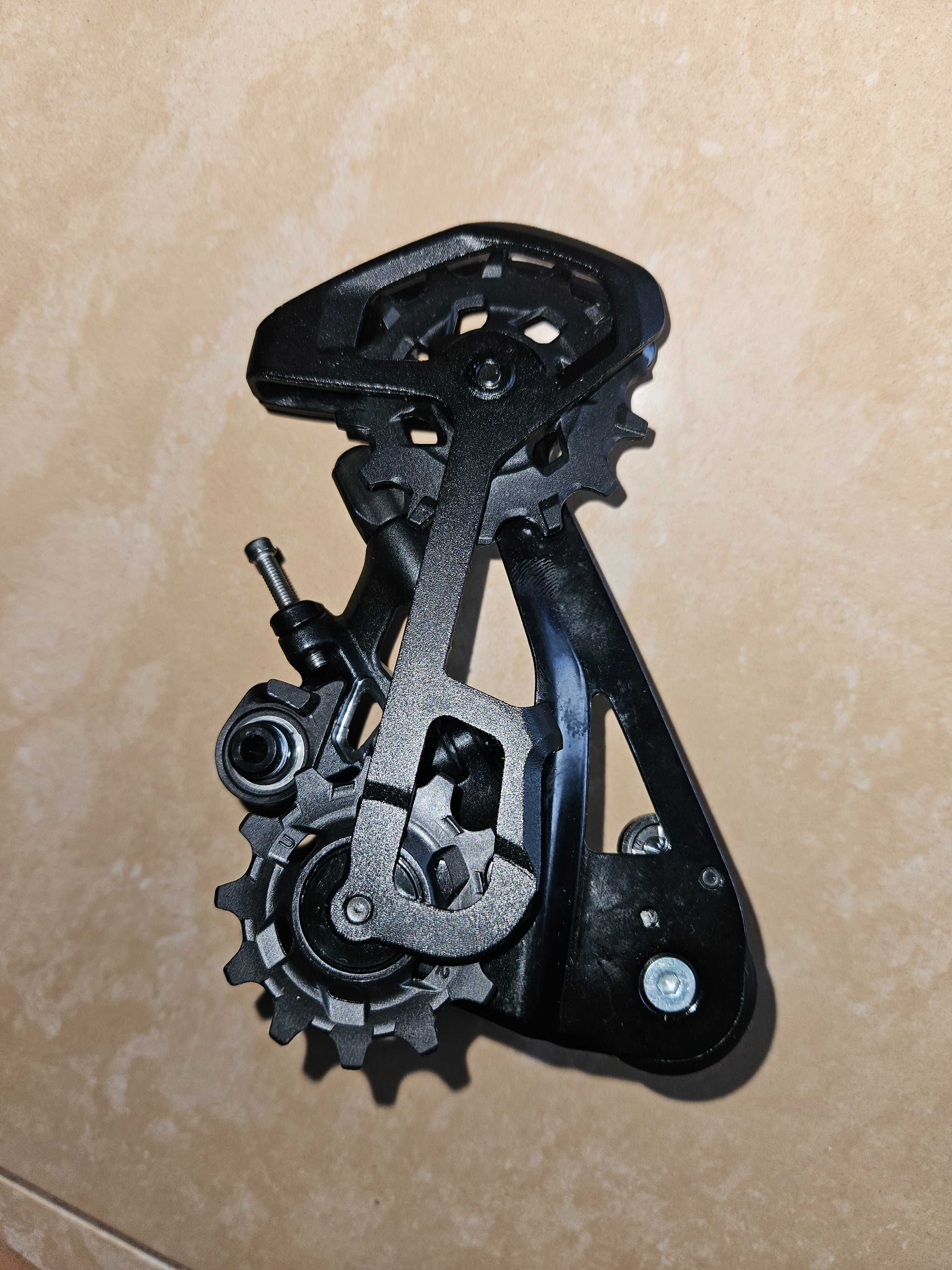 SRAM tylna przerzutka Apex XPLR 1x12rz