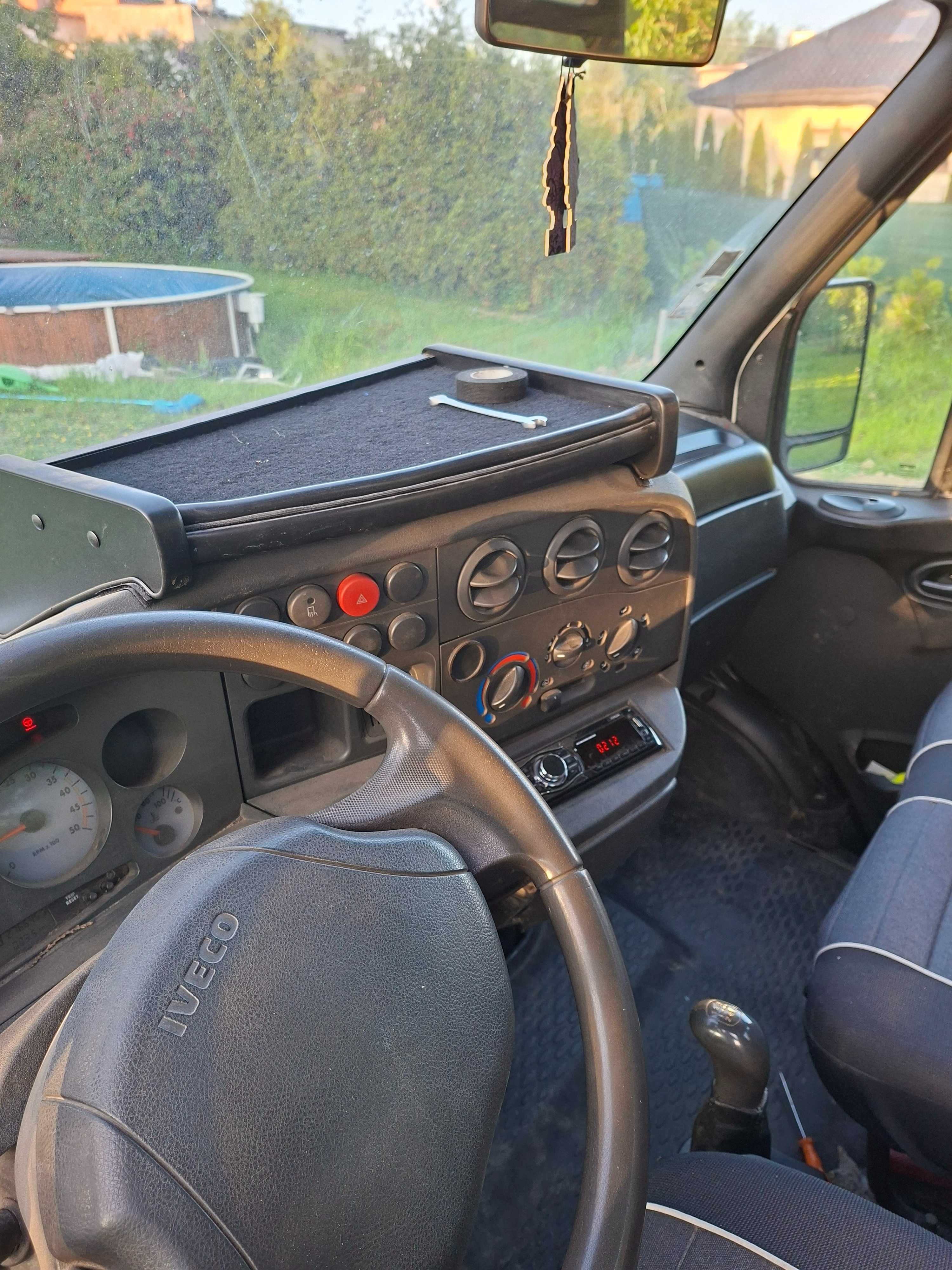 Sprzedam Iveco Daily wywrotka 2,8 D z hakiem