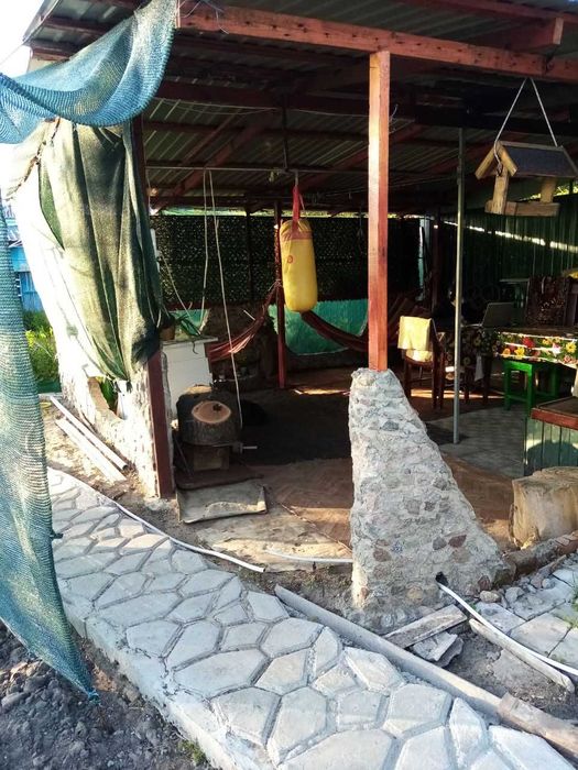 Продам великий красивий 5-кімнатний будинок + ділянка, торг