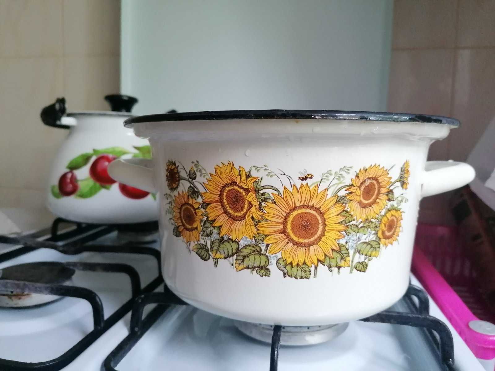 Кастрюля эмалированная времен СССР, 3 л, olx доставка включена в ціну.