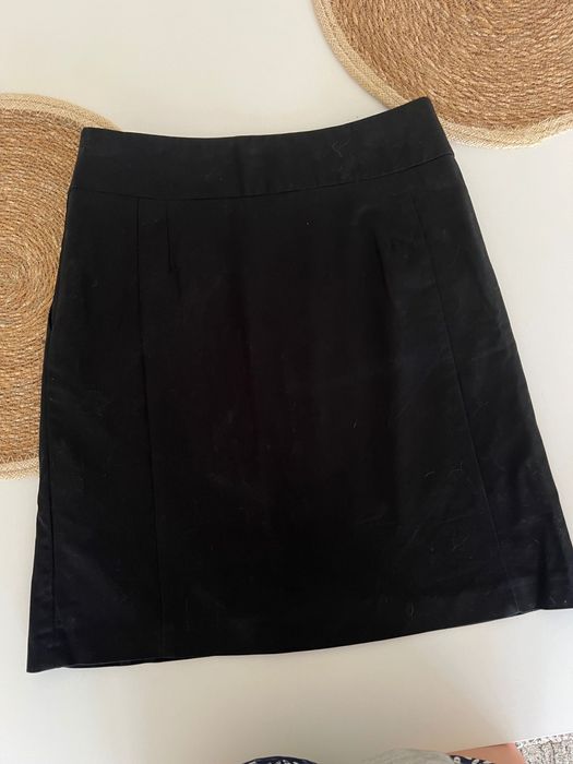 Czarna klasyczna elegancka spódniczka