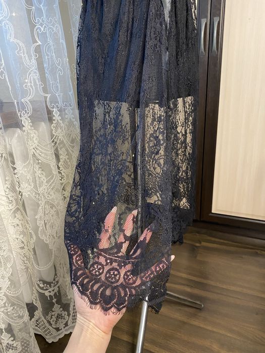 Продам жіночий чорний мережевний халатик.