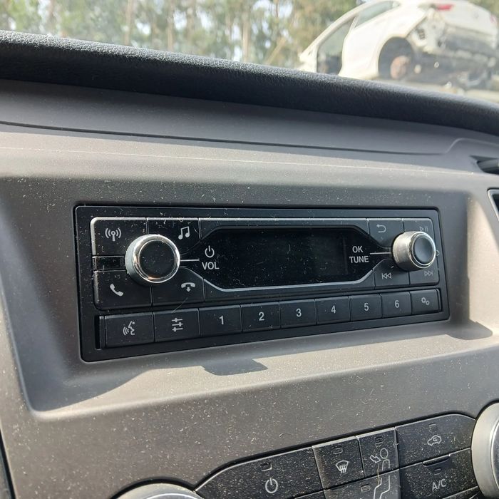 Rádio / auto-rádio FORD Transit Custom