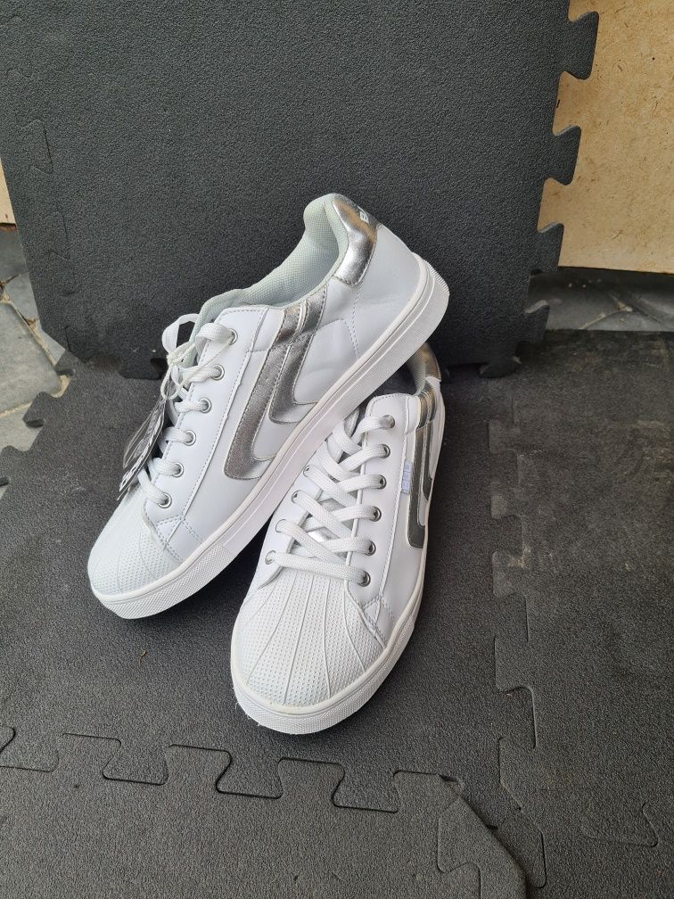 Buty Buty Bass3D .
