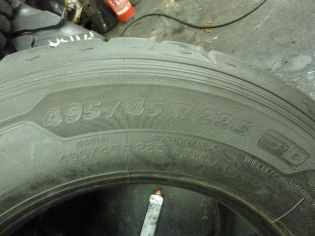 2x Opona używana ciężarowa 495/45R22.5 MICHELIN X ONE 600zł C2172