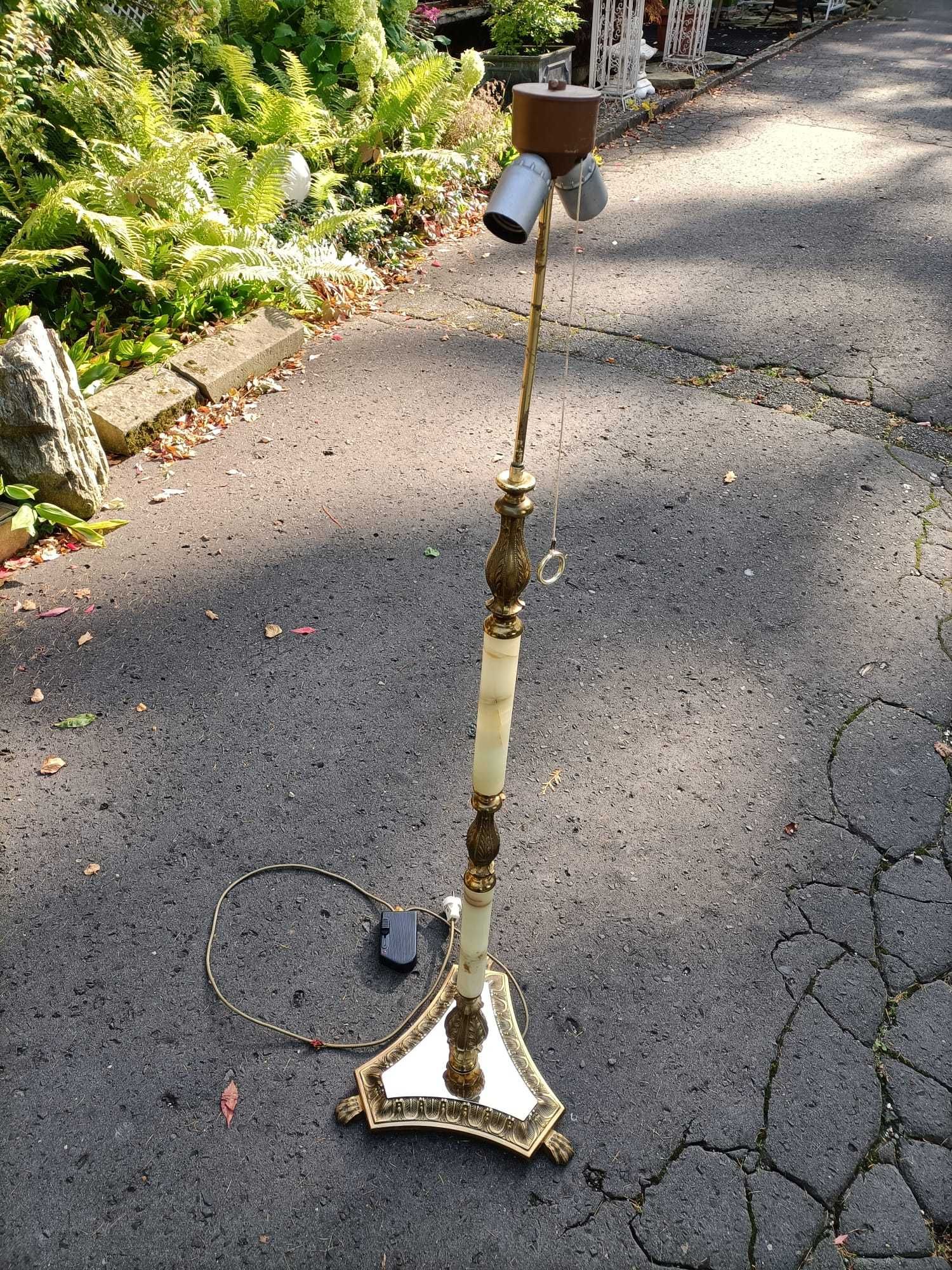 Lampa mosięzna stojaca
