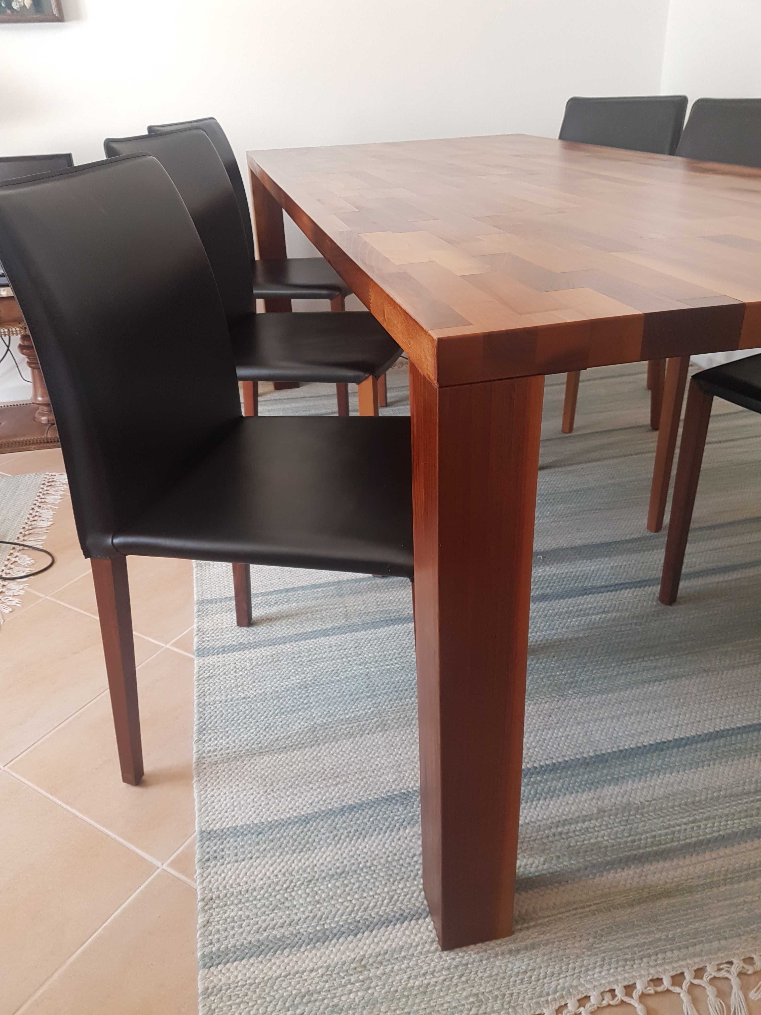 Mesa de sala de madeira nogueira maciça - 220cm x 91cm - origem Suiça