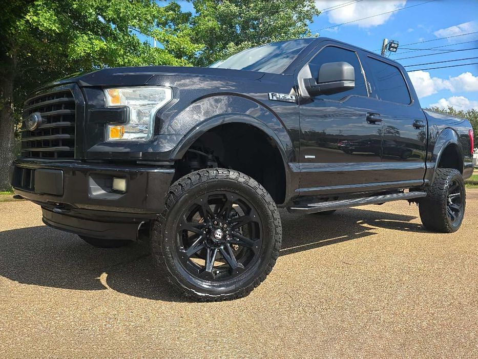 Ford F-150 XLT      2015