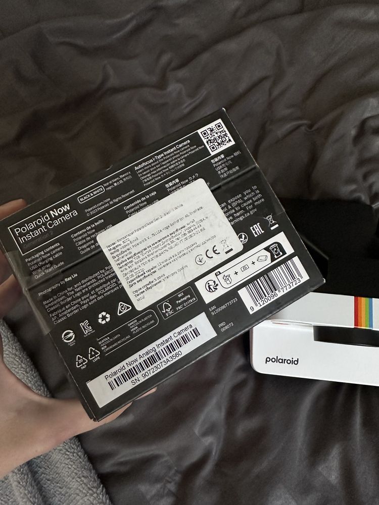 Polaroid Now instant camera