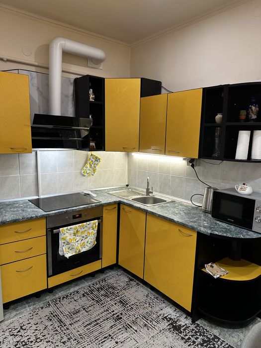 Подобова оренда в центрі. Без відключення світла