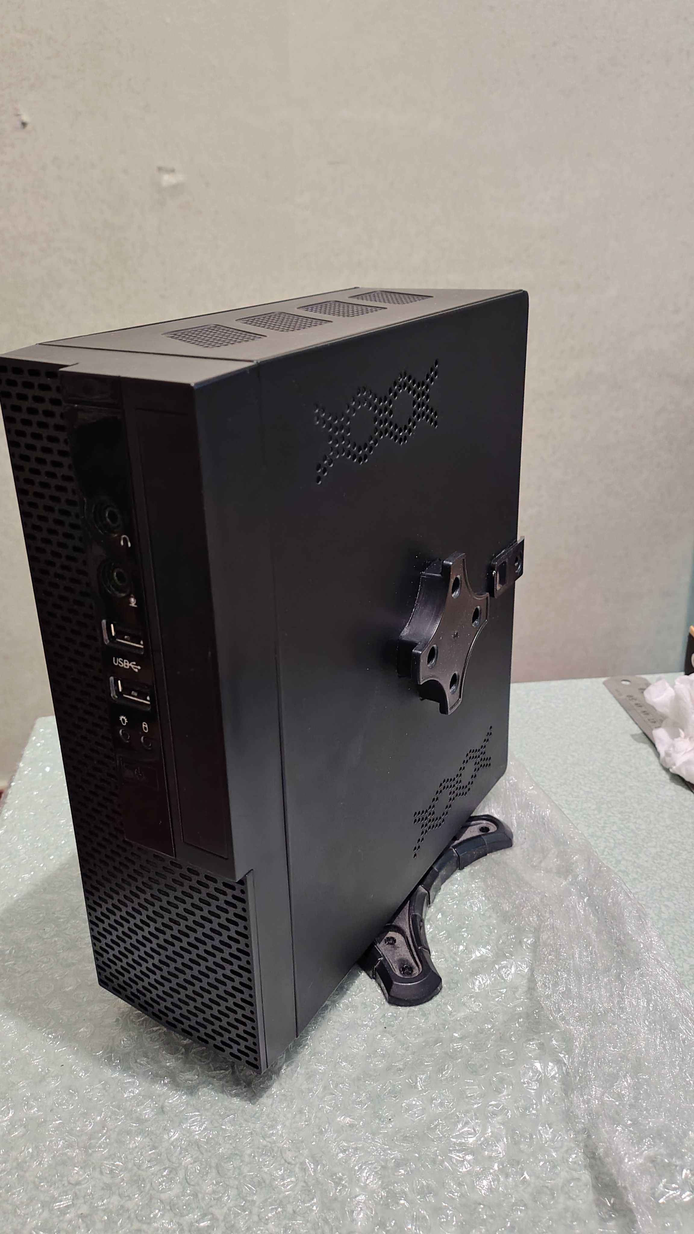 Mini-ITX системний блок, J1900