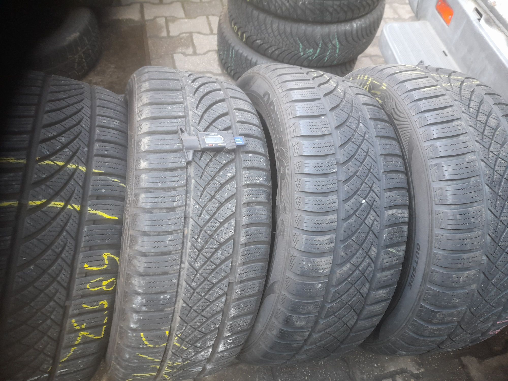 Opony  wielosezon 225/55r16 hankook kinergy 4s  komplet 6.6-7.6mm