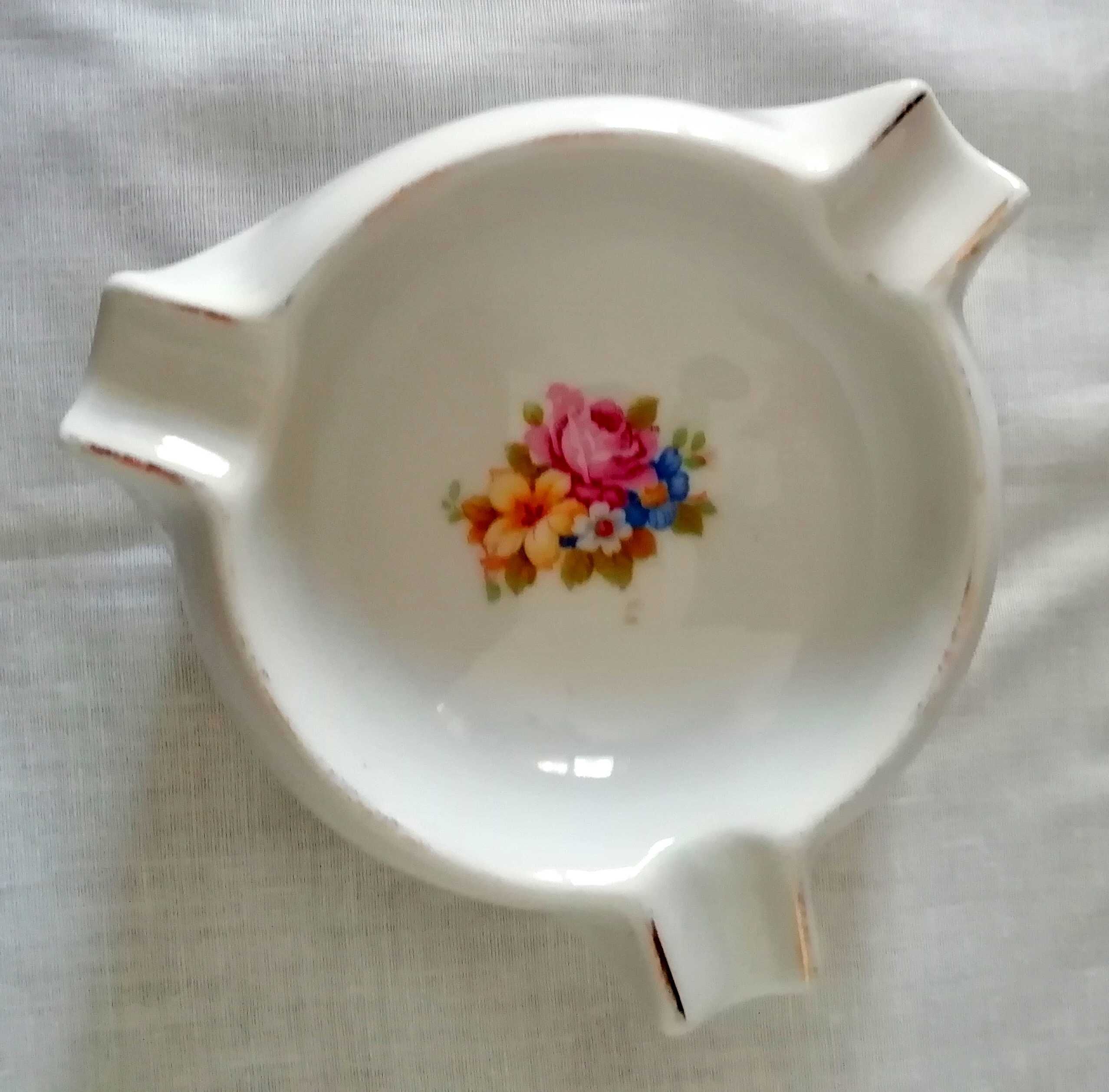 Electro Cerâmica Candal porcelana cinzeiros antigos