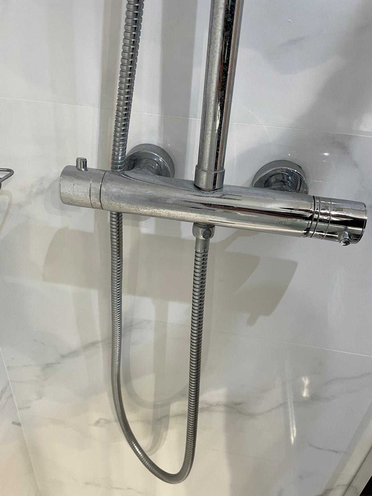 Conjunto de duche com torneira cromado W7 Termostático (como novo)