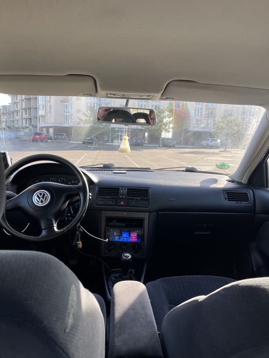 Volkswagen Bora 1.4 • 2000 p. • Гарний стан