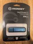 Kingston 256GB IronKey Vault Privacy 50 256bit