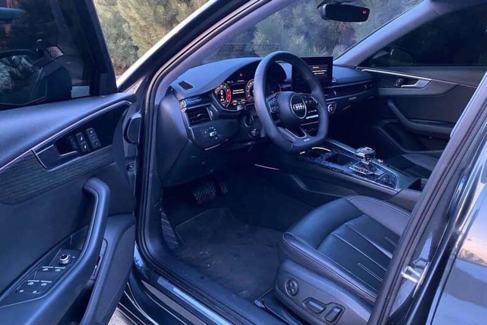 Audi A4 premium 2020