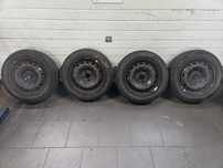 Koła Fiat Grande Punto 15" 4x100 et 43 piasta 56.6 z oponami letnimi
l