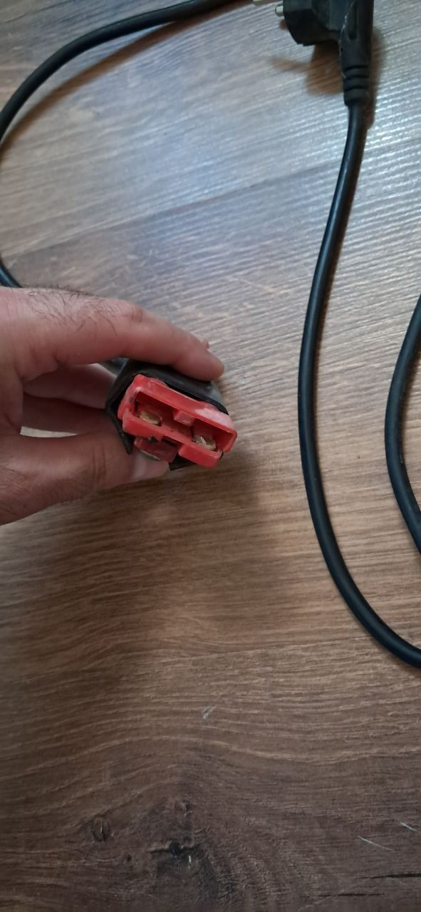 Зарядное устройство для литиевых аккумуляторов 24V 5A (модель ESCH24V5