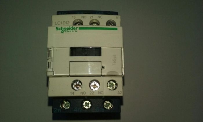 Contactor LC1D12 Telemecanique by Schneider Electric