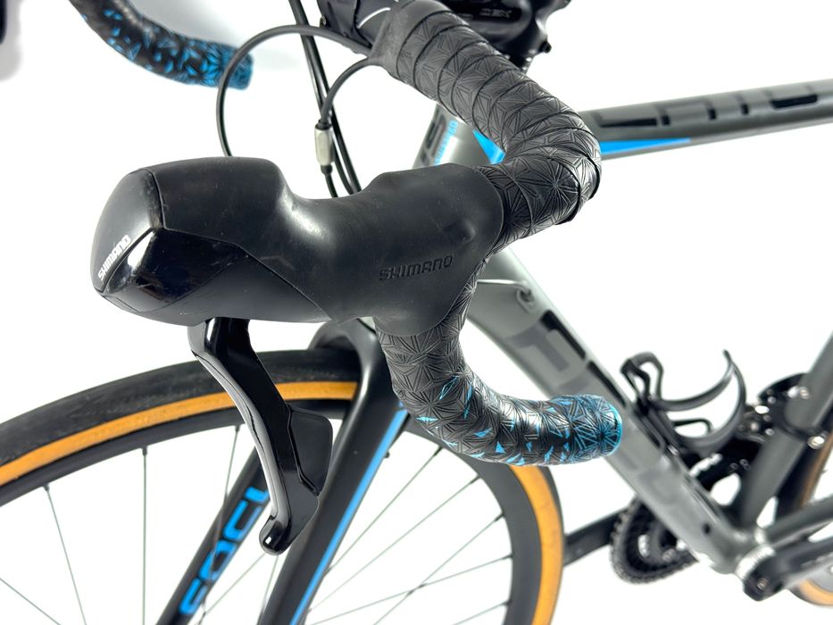 FOCUS CAYO DISC rower szosowy alu carbon shimano 105 szosa OKAZJA