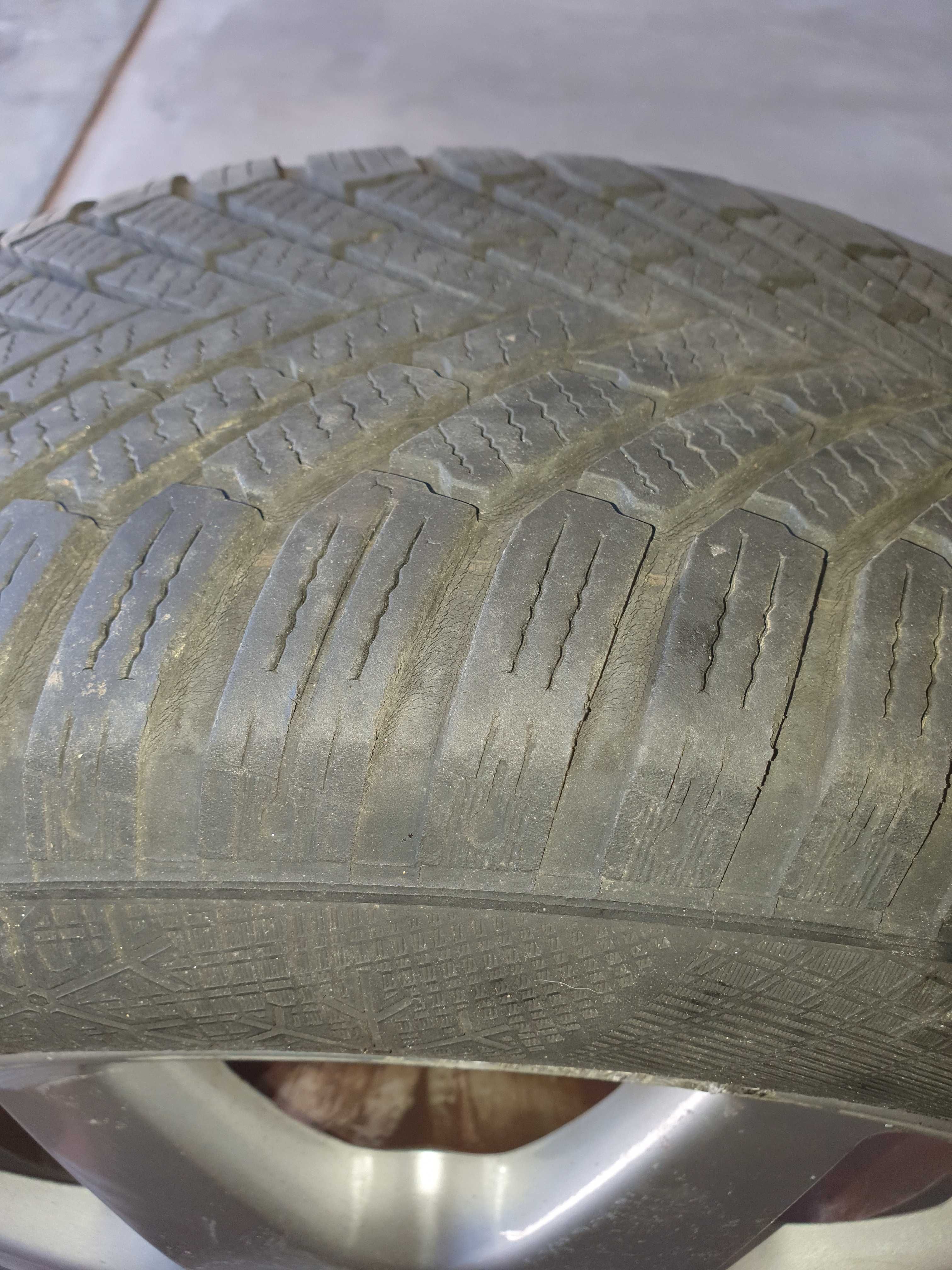 Jantes com pneus 205/55/R16 VW Touran