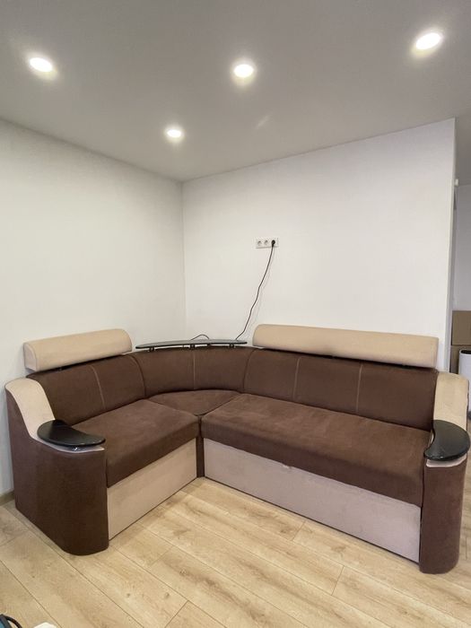 Кутовий диван розкладний