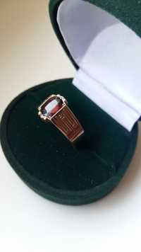 Sygnet-pierścionek złoto 333 syg. R-24 / 20,3 mm nie srebro.
