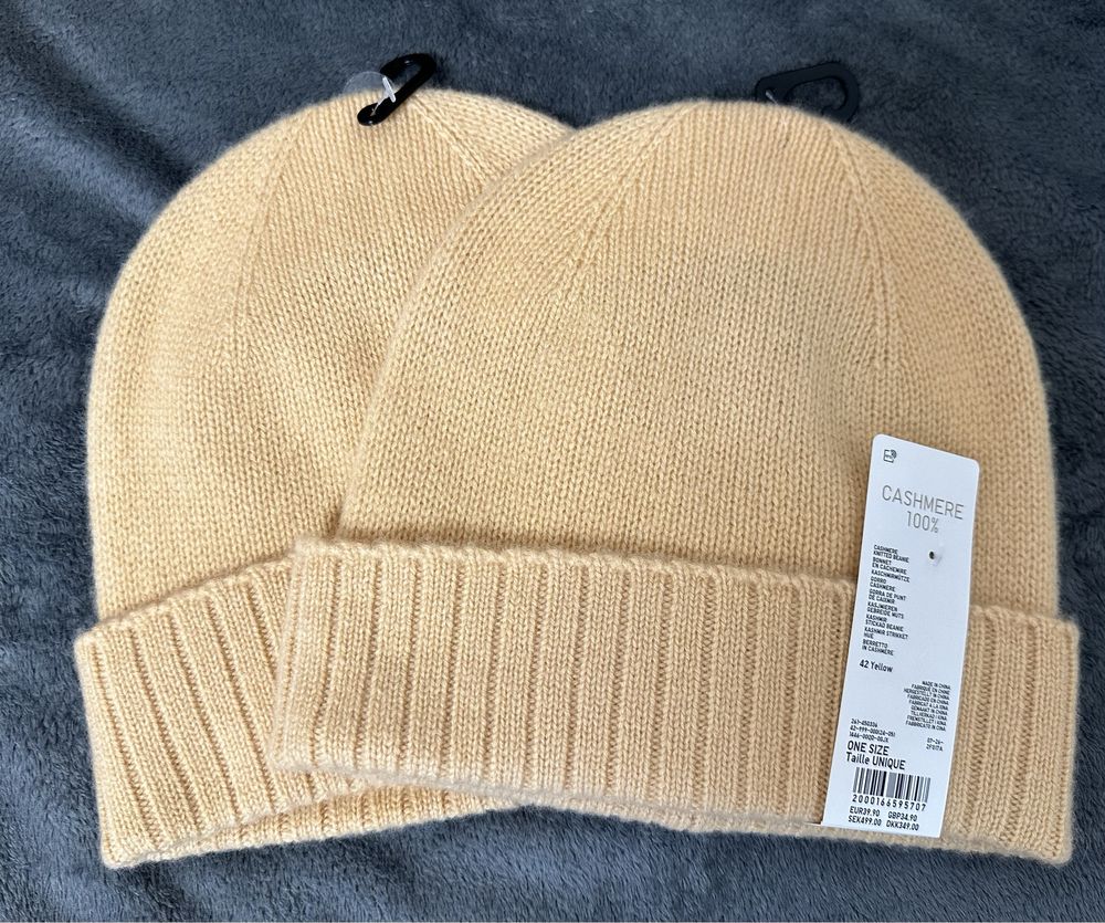 Шапка Uniqlo 100% кашемір в одному кольорі Camel
