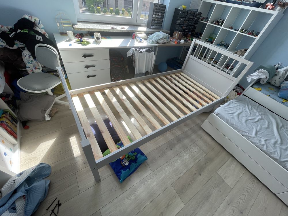 Łóżko szare dziecięce / młodzieżowe Ikea Smyga 90x200