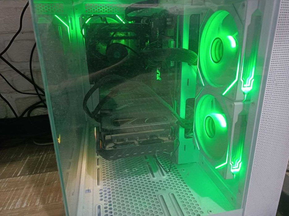Продам компьютер | RX6800XT | 32 ОЗУ | 5700X