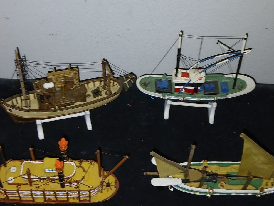 Barcos em minitura  por 8 € cada