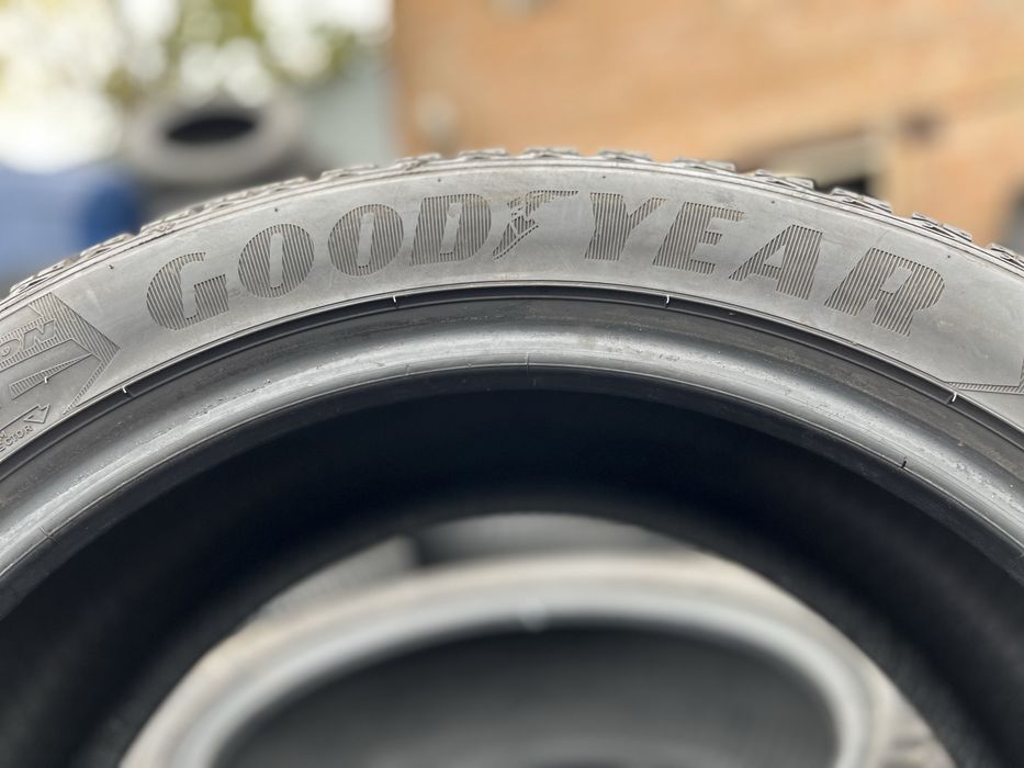 225/50/R17 (зима) GoodYear Ultragrip 8
