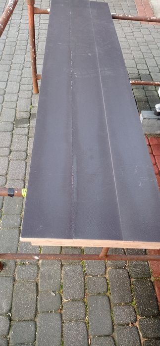 Podesty na rusztowania warszawskie ze sklejki antypoślizgowej 22 mm