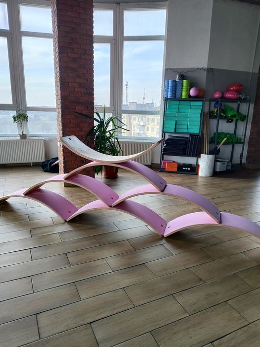 Продаю B.F.B. борди 4 шт. рожеві