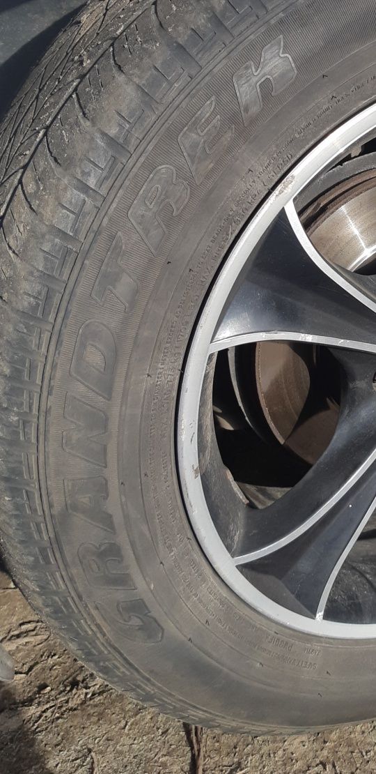 Диски с шинами  R17  ситроен Din 65.1  5×108 4шт