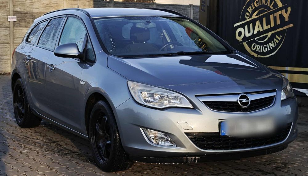 OPEL ASTRA-J IV 1.7CDTI 125KM 2011r 6 biegów, HAK, Bdb Wyposażona!