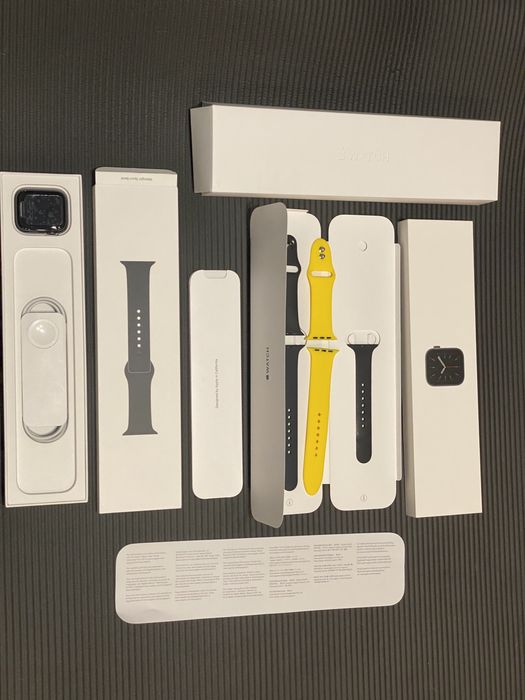 Apple Watch Series 6 44mm Space Gray