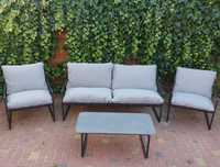 Zestaw sofa ,dwa fotele stolik.