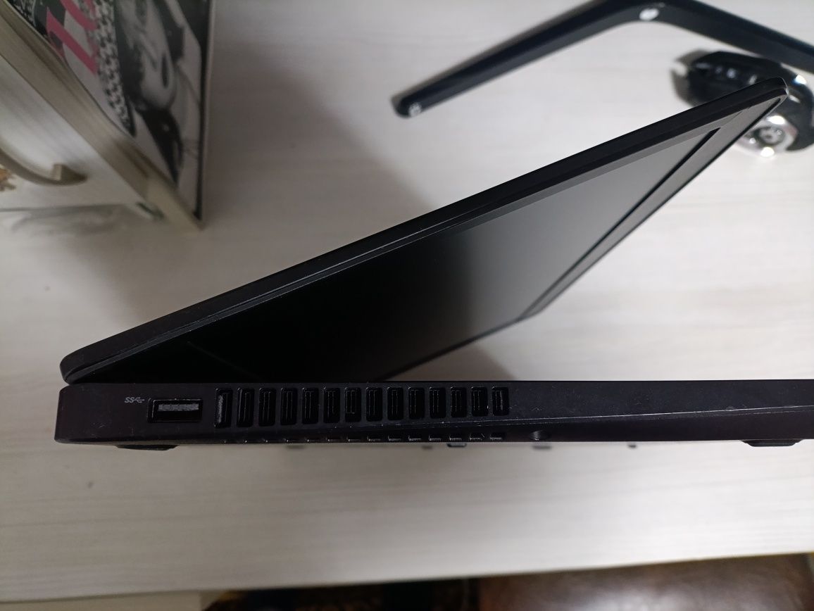 Ноутбук Dell latitude e5470