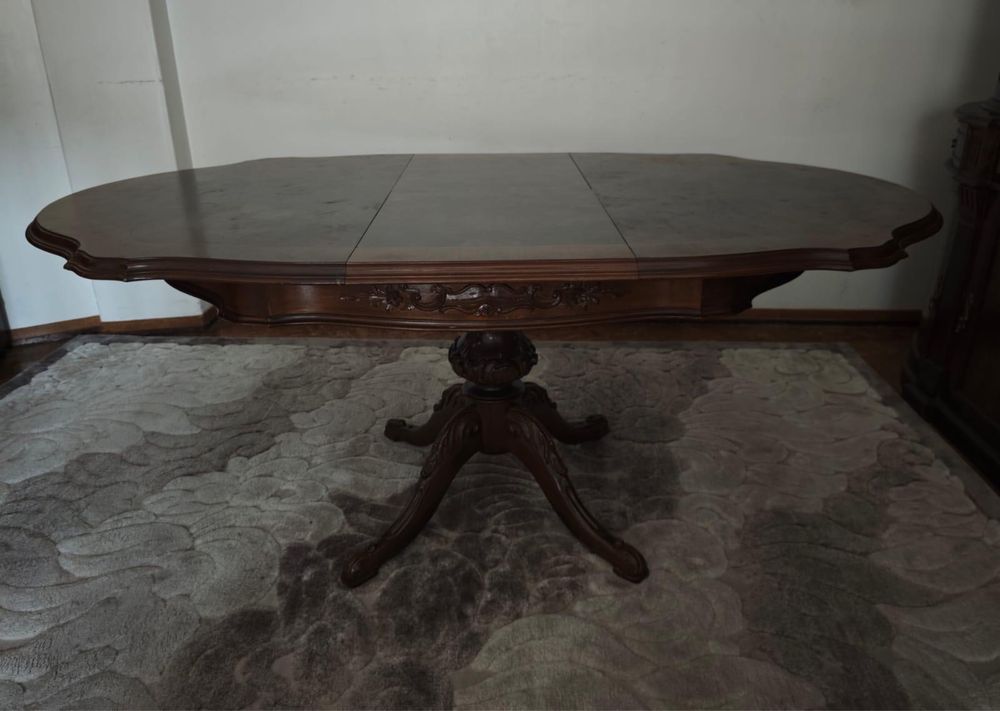 Mesa de Refeições em Madeira Maciça – Extensível / Abrir